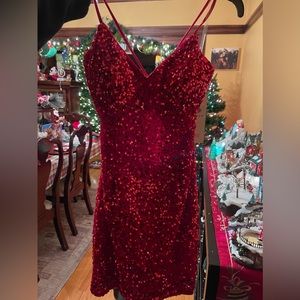 Red sequin v neck cocktail dress, open tie back NWT. Original price paid $130